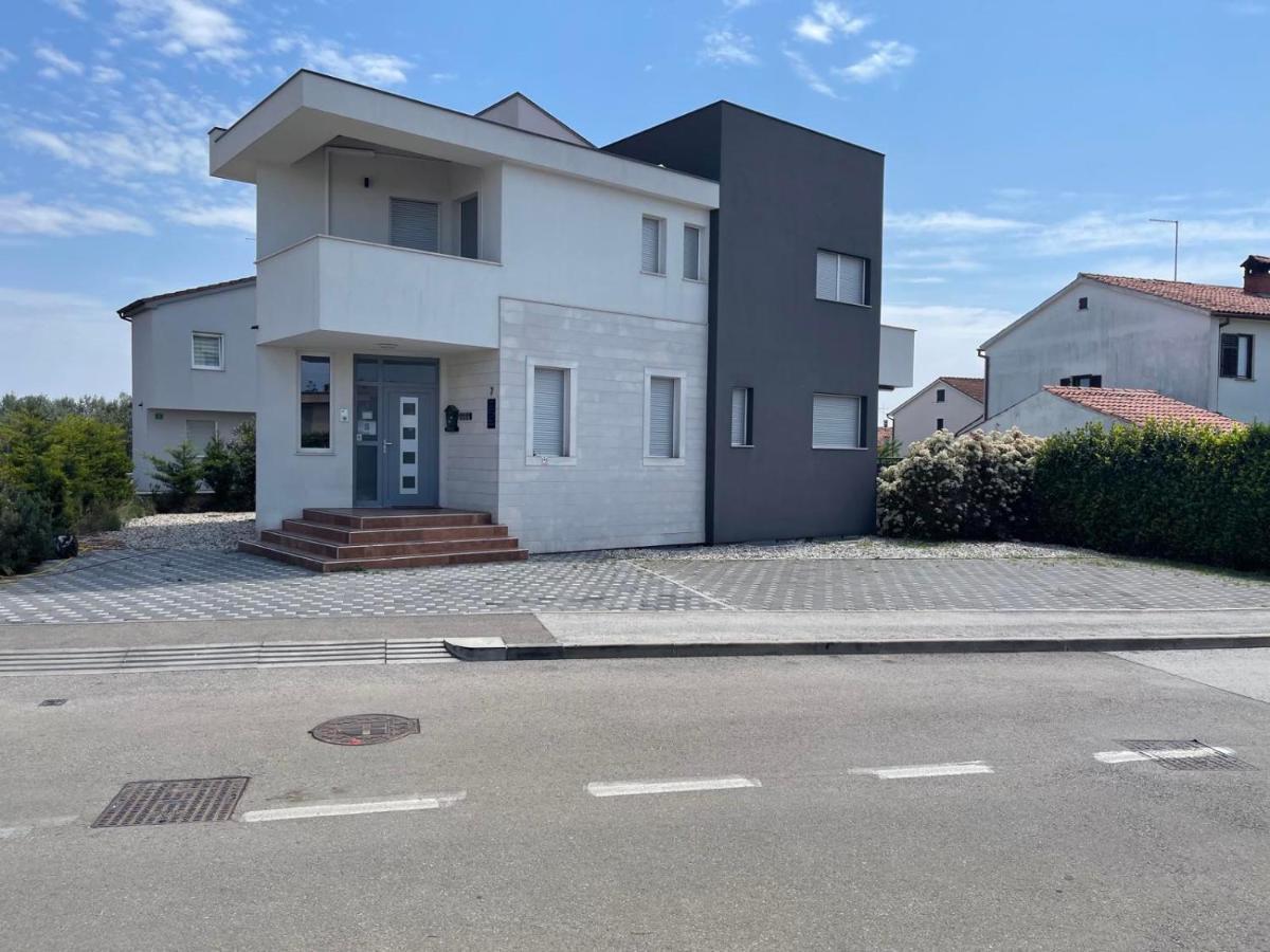 Peti Apartmán *